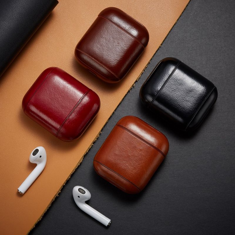 Leather Airpods Case_0000_Layer 11.jpg
