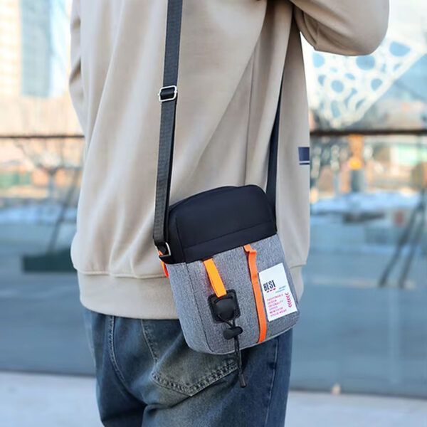 UrbanFlex Crossbag_0000_Layer 1.jpg